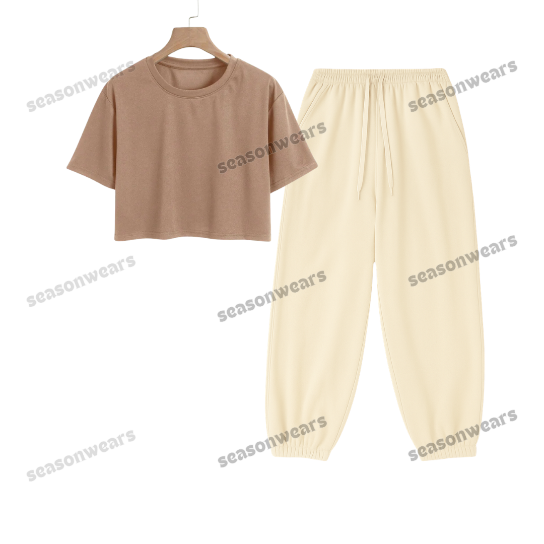 Crop Tee With Cream Sweatpant