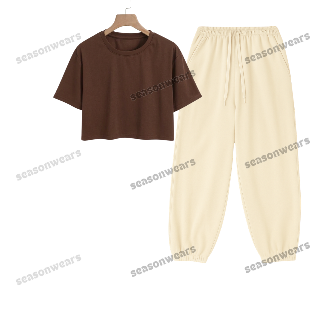 Crop Tee With Cream Sweatpant